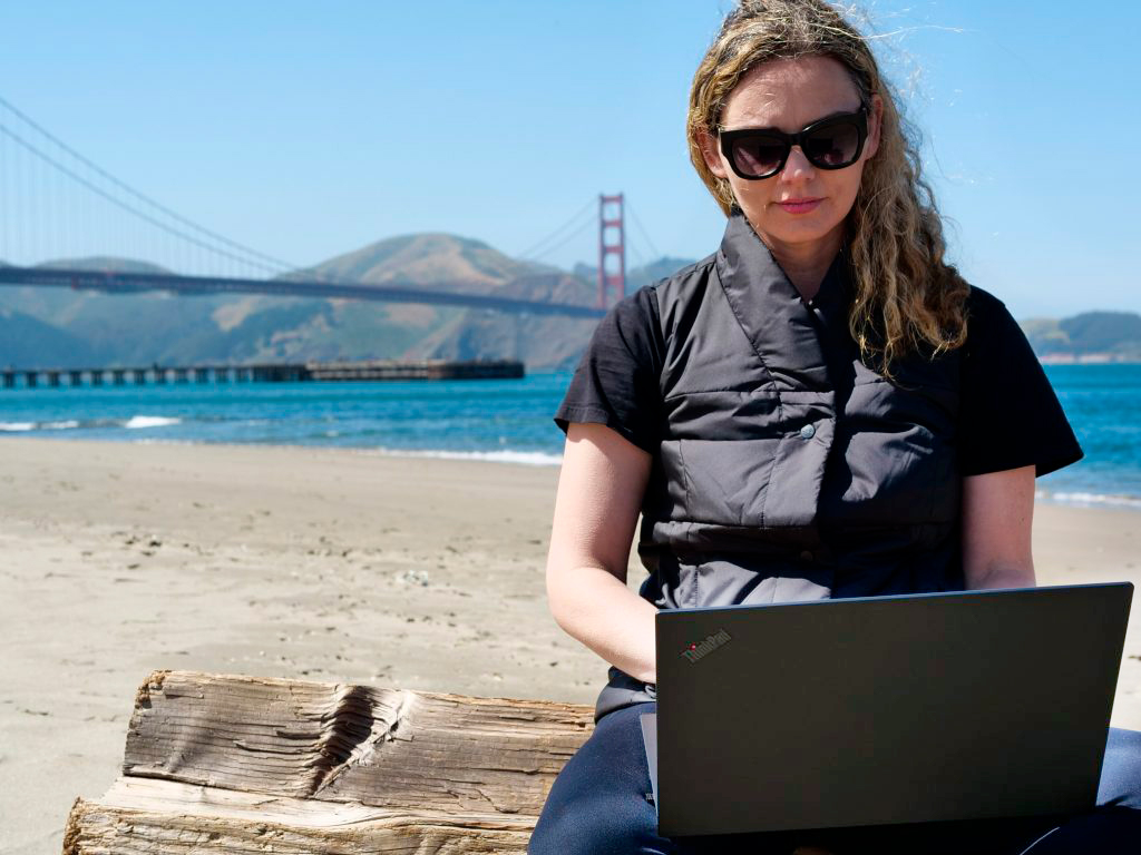 Erika_and_her_ThinkPad