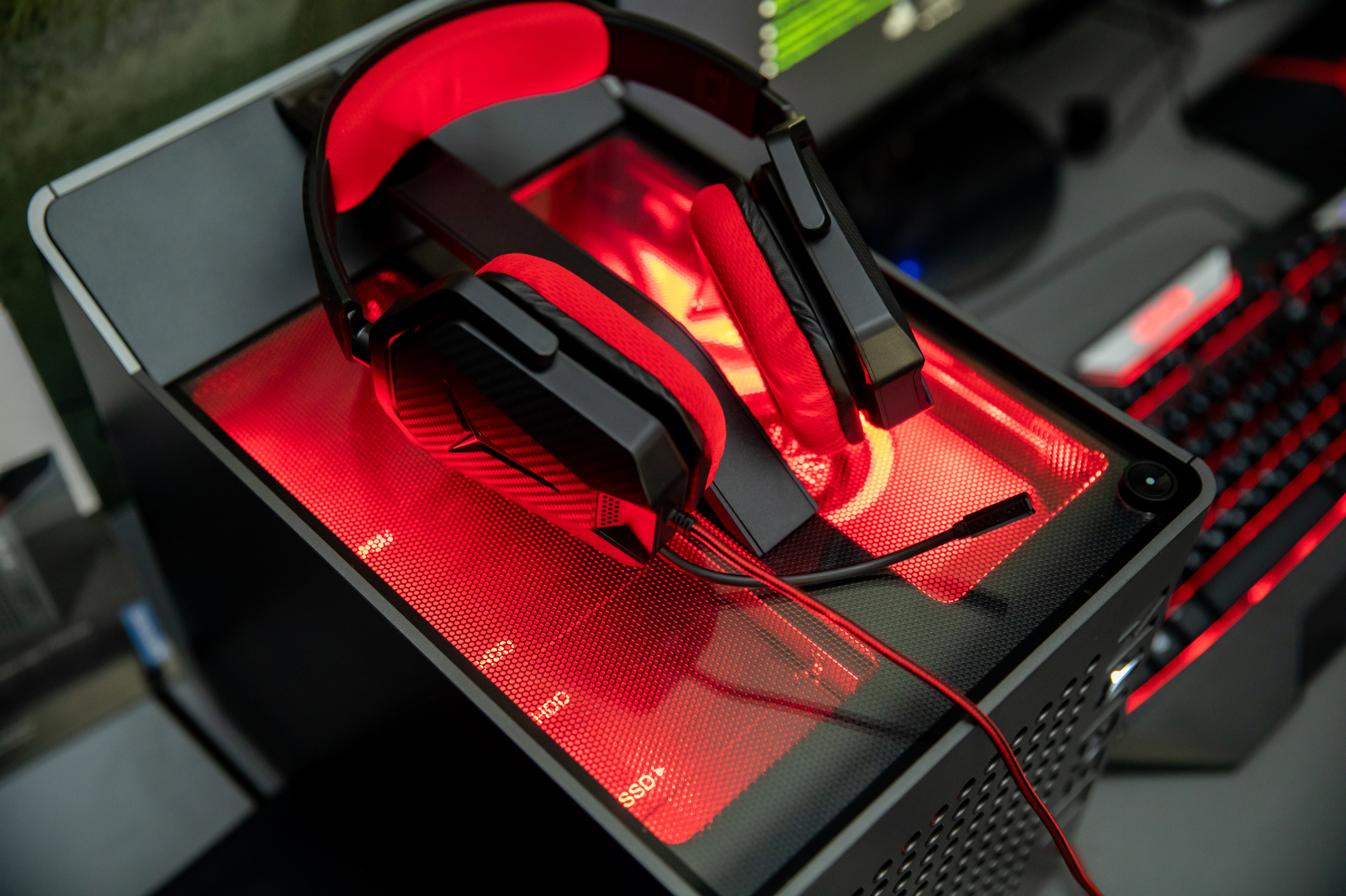 Lenovo_Legion_C530_Cube
