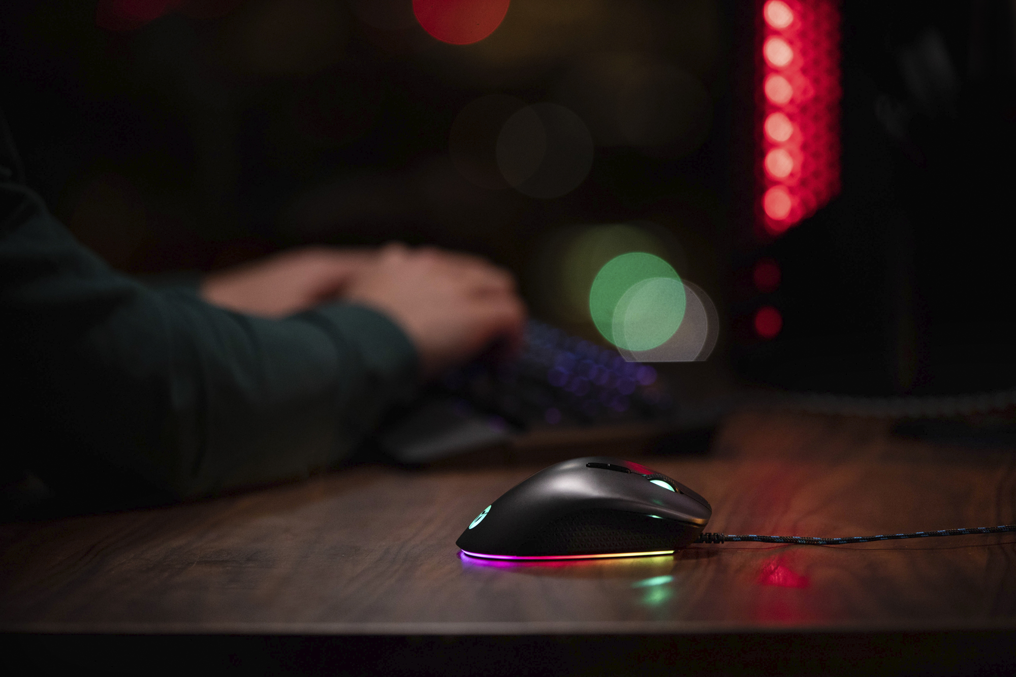 Holidays_2020_Legion_Mouse