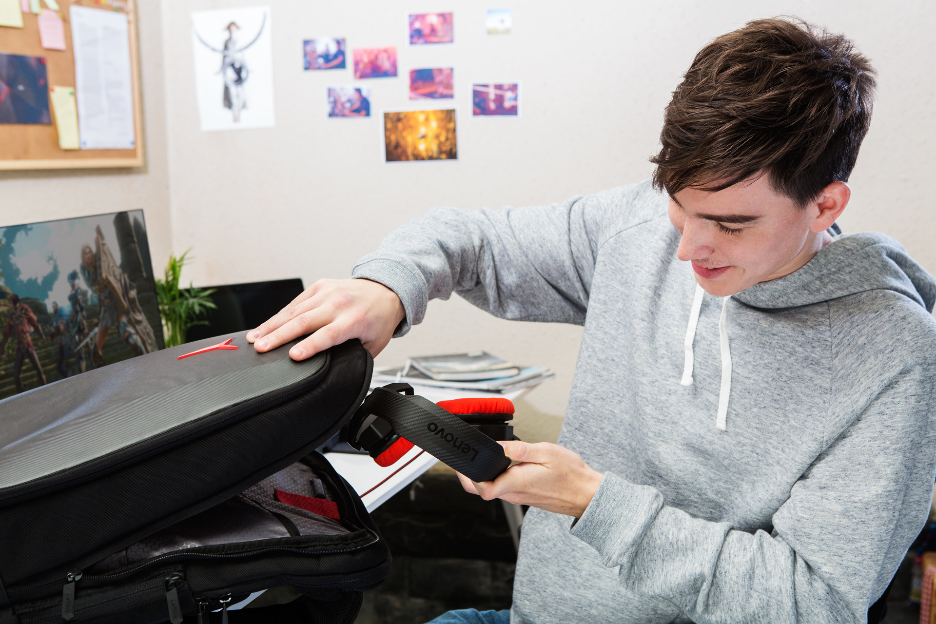 Lenovo_Y_Gaming_Armored_Backpack
