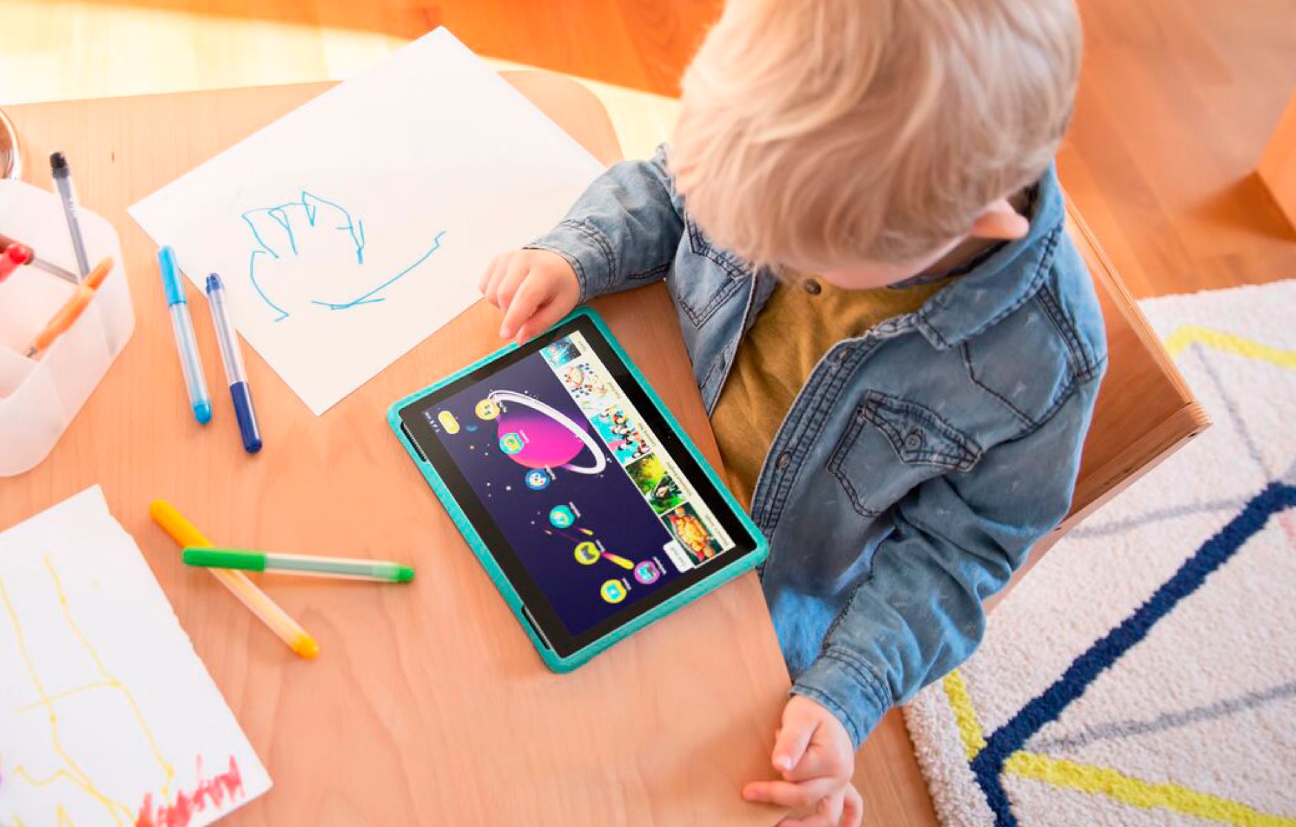 Lenovo Tab 4. Один за всіх. Фото 4