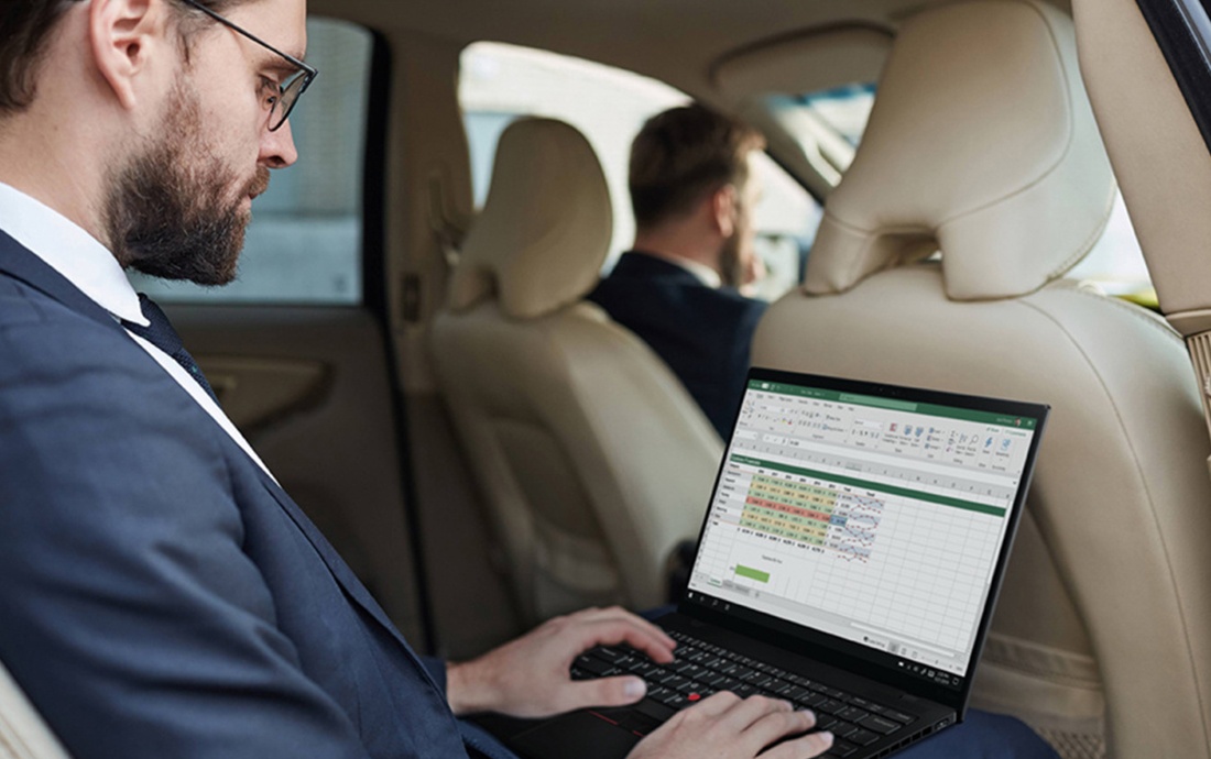 Стати кращим IT-директором за 1 місяць: Lenovo дарує грант на участь у програмі для СІО
