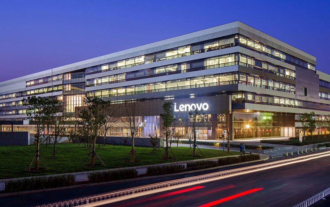 Зростання компанії Lenovo у четвертому кварталі 2023/24 фінансового року прискорилось завдяки гібридному ШІ
