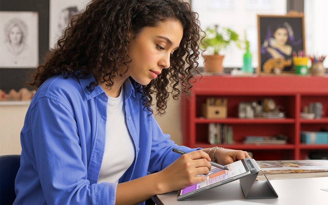 Дослідження Lenovo: для 94% студентів покоління Z планшети стали щоденною необхідністю у навчанні та творчості